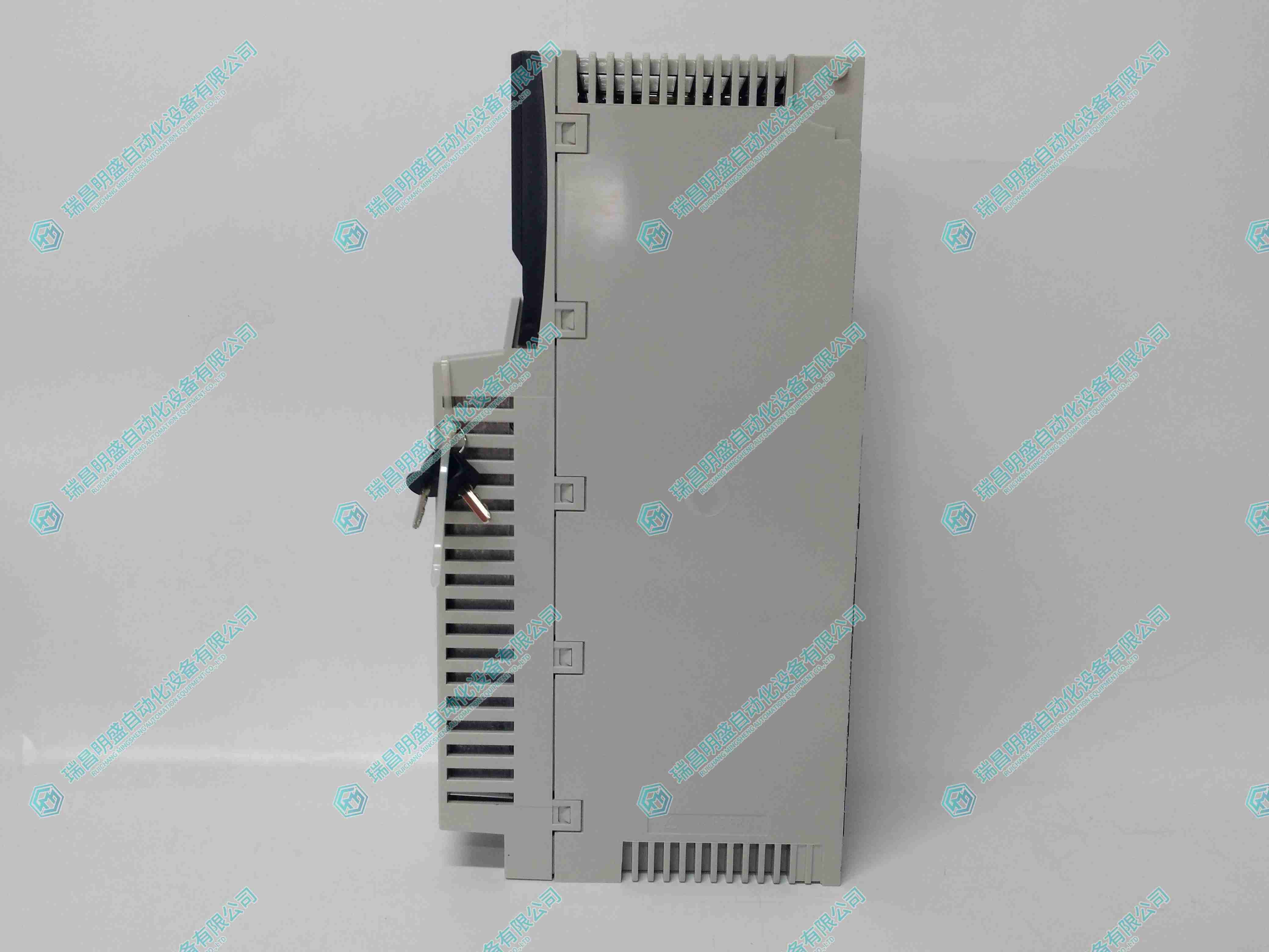 SCHNNEIDER 140CPU67260 多模式處理器