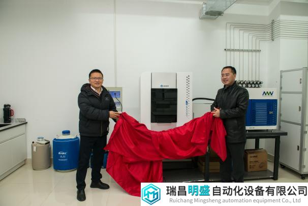 合工大-精微高博共建聯(lián)合實(shí)驗(yàn)室揭牌及儀器捐贈(zèng)儀式成功舉行