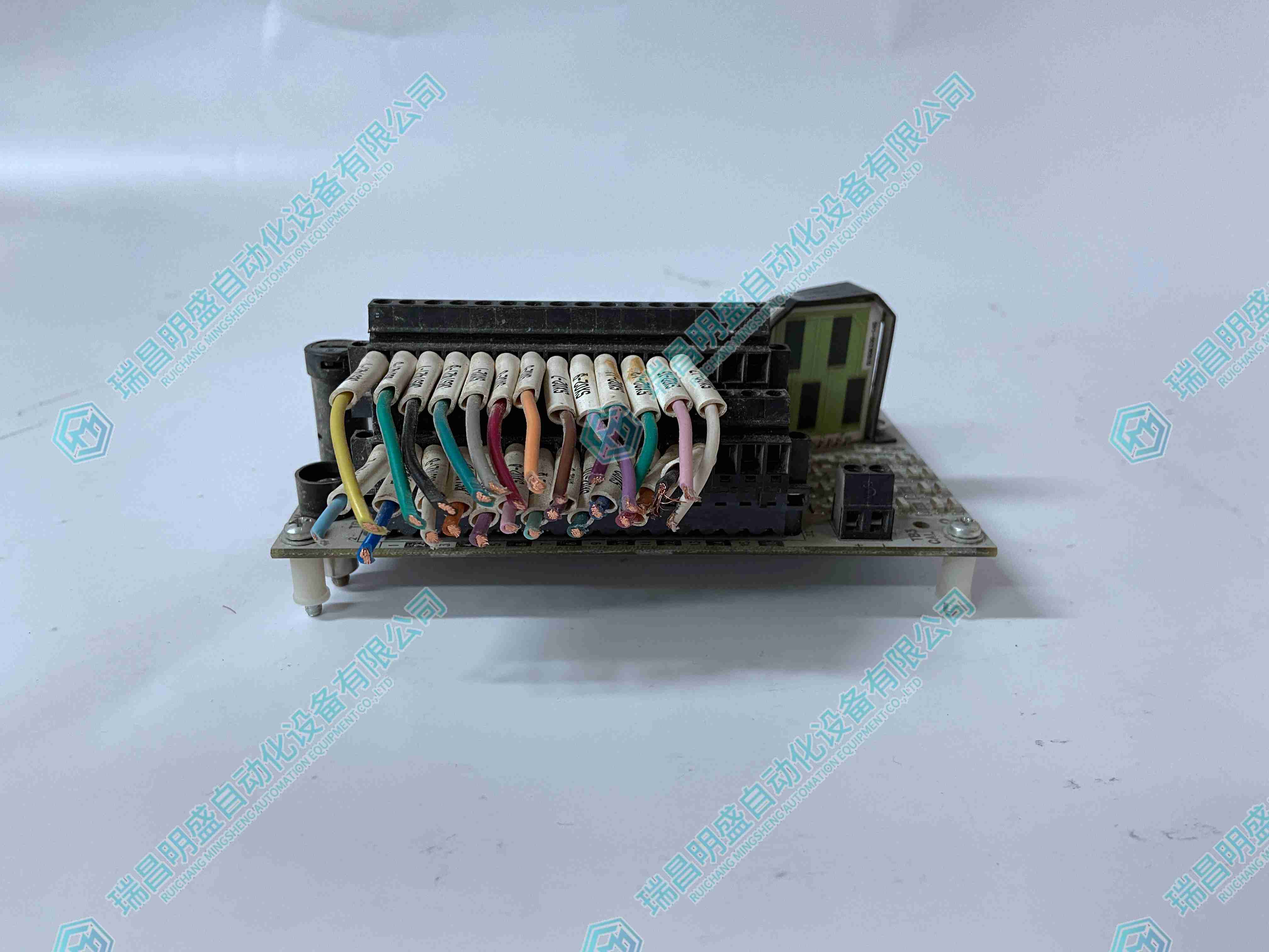 HONEYWELL CC-TAIX01 輸入輸出模塊