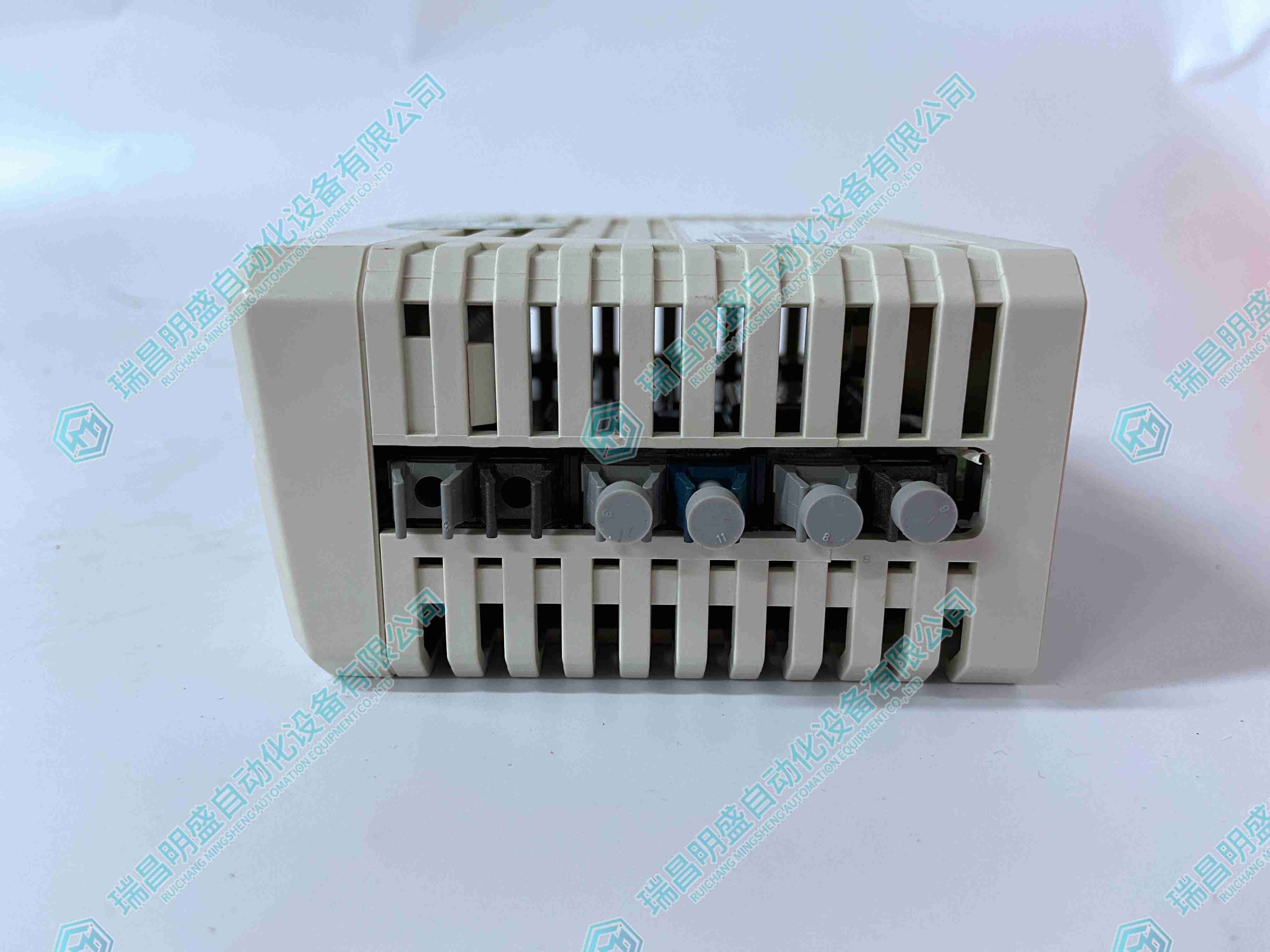ABB CI858 3BSE018136R1  I/O 單元模塊