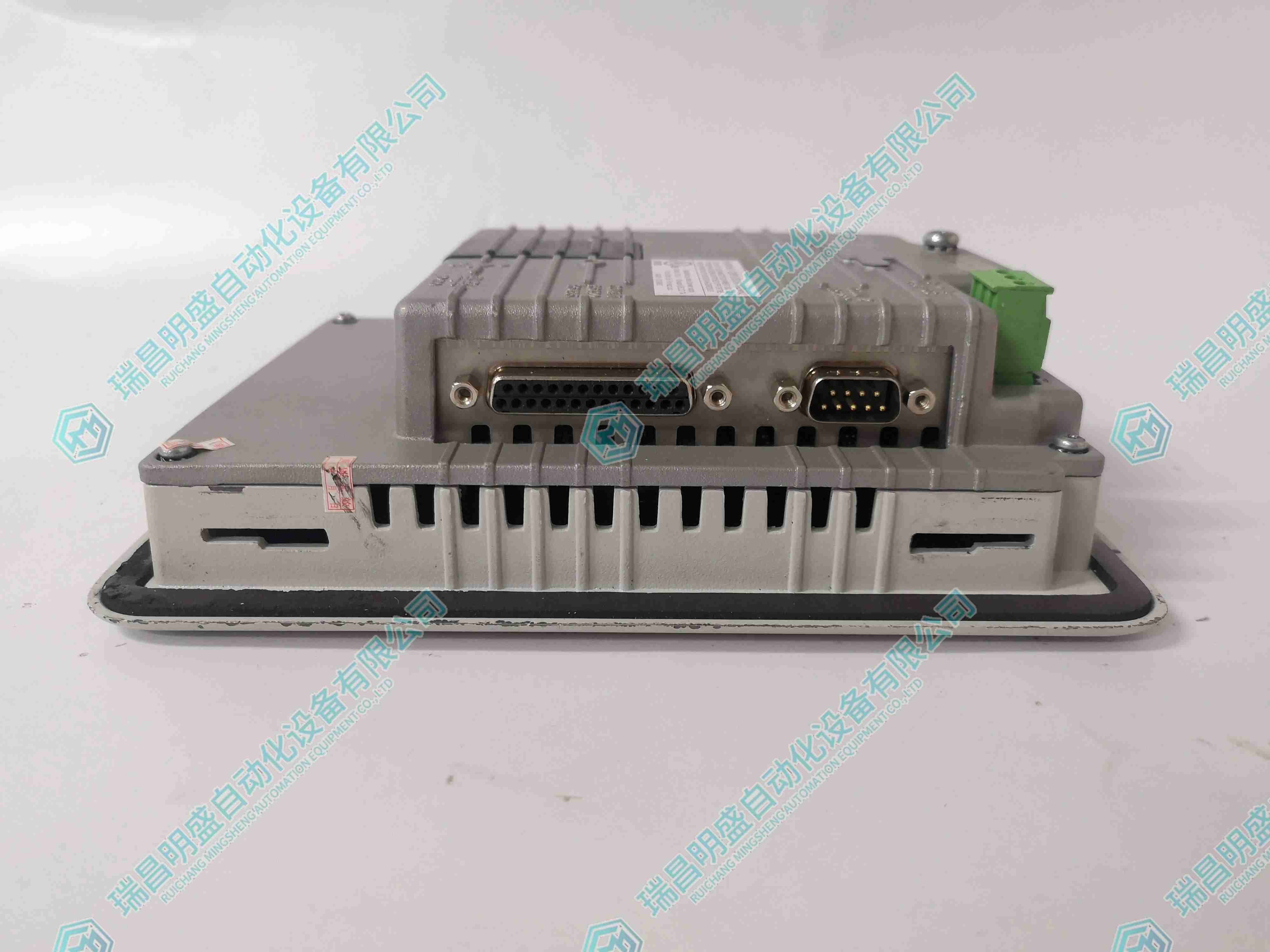 ABB PP825 3BSE042240R1 觸摸屏模塊