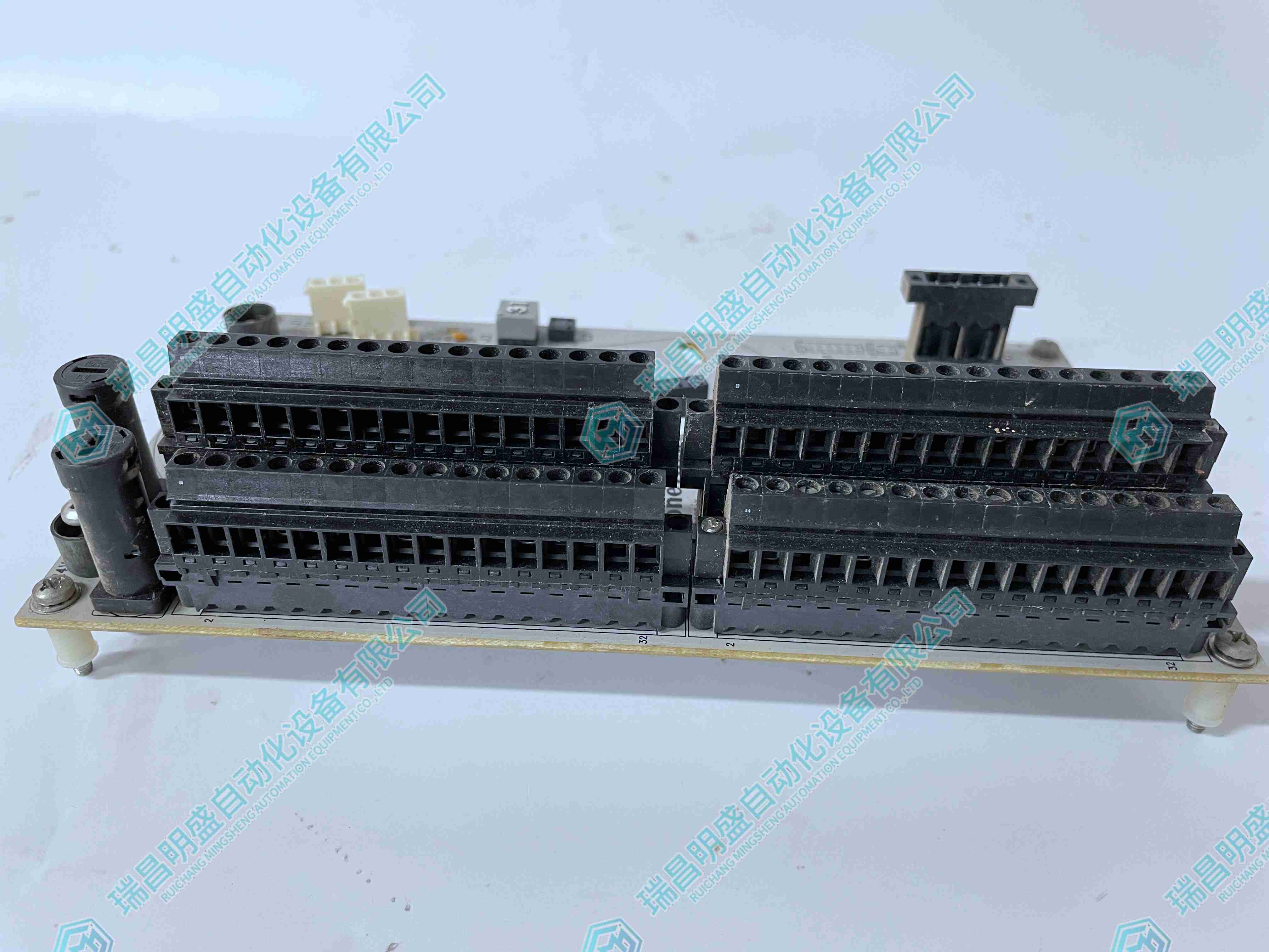 HONEYWELL CC-TDOB01 數(shù)字輸出模塊