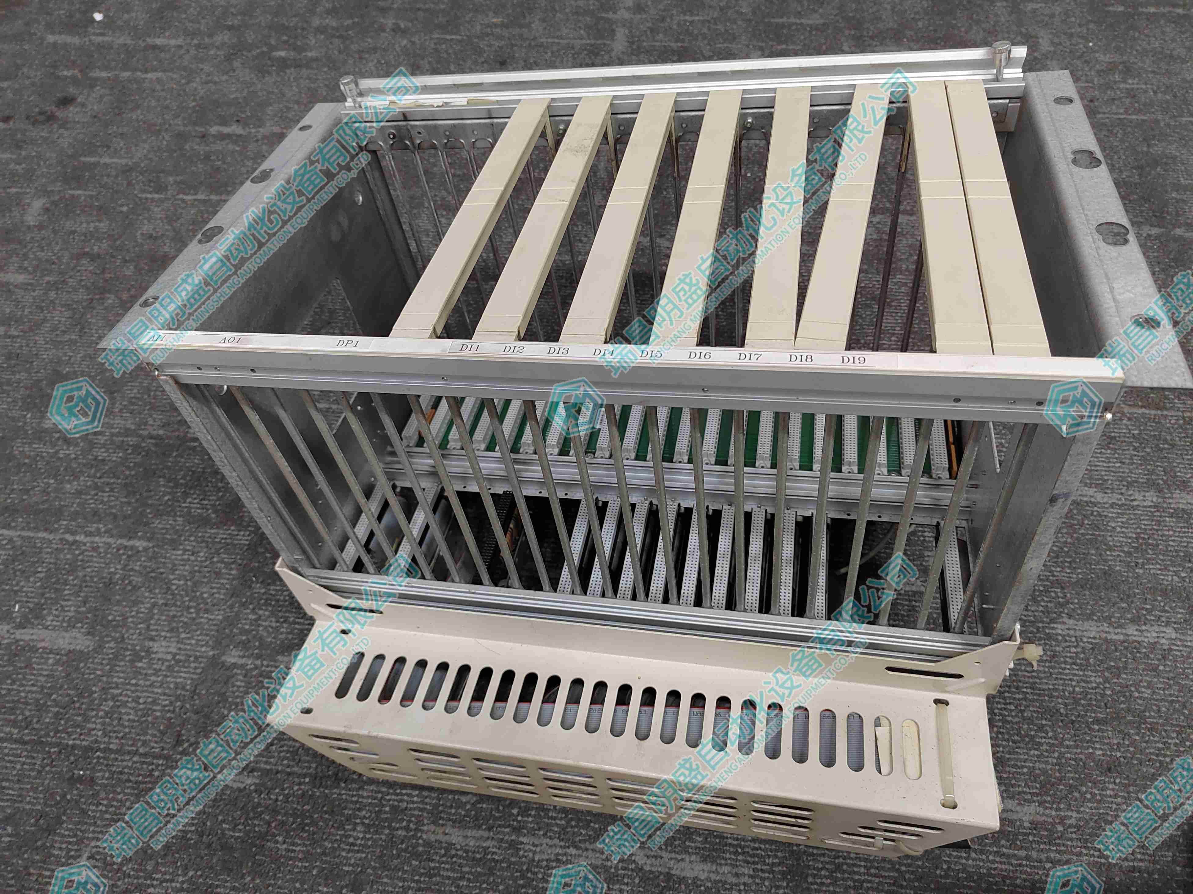 ABB DSRF197 3BSE019297R1 運(yùn)動(dòng)控制器 