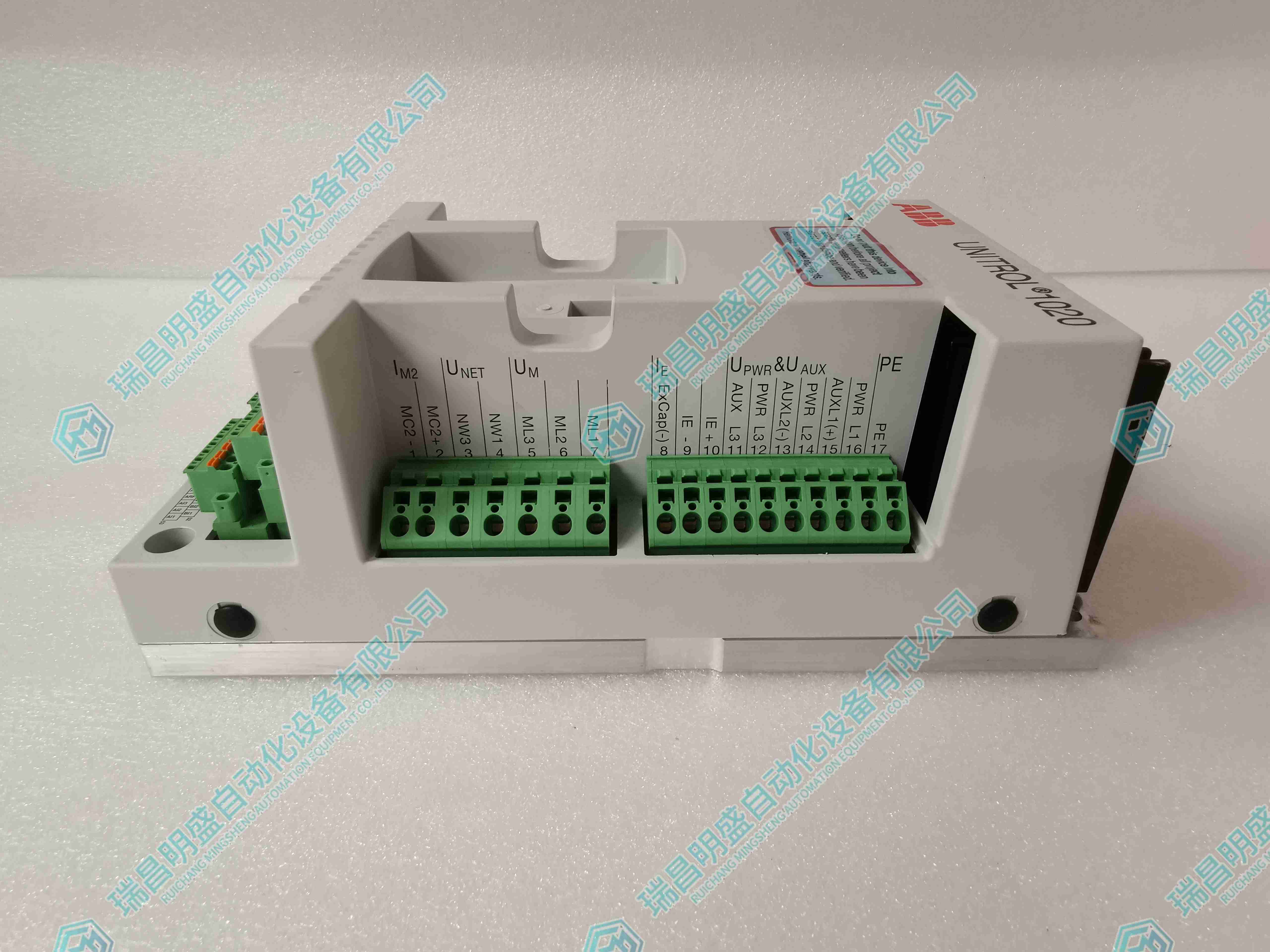 ABB UNITROL 1020 3BHE030579R0003 UNS0119A-Z V 自動(dòng)電壓調(diào)節(jié)器