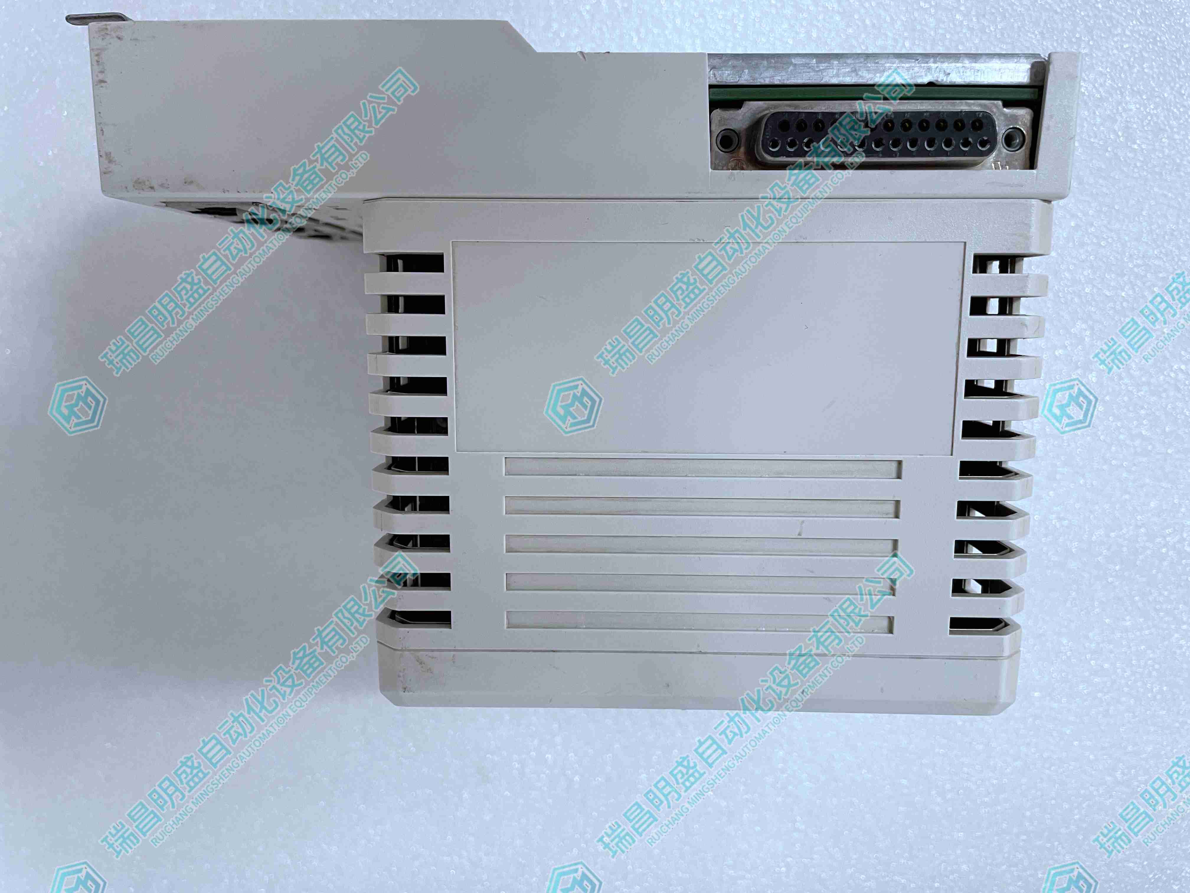 ABB PM866K01 3BE050198R1 輸出模塊模塊 