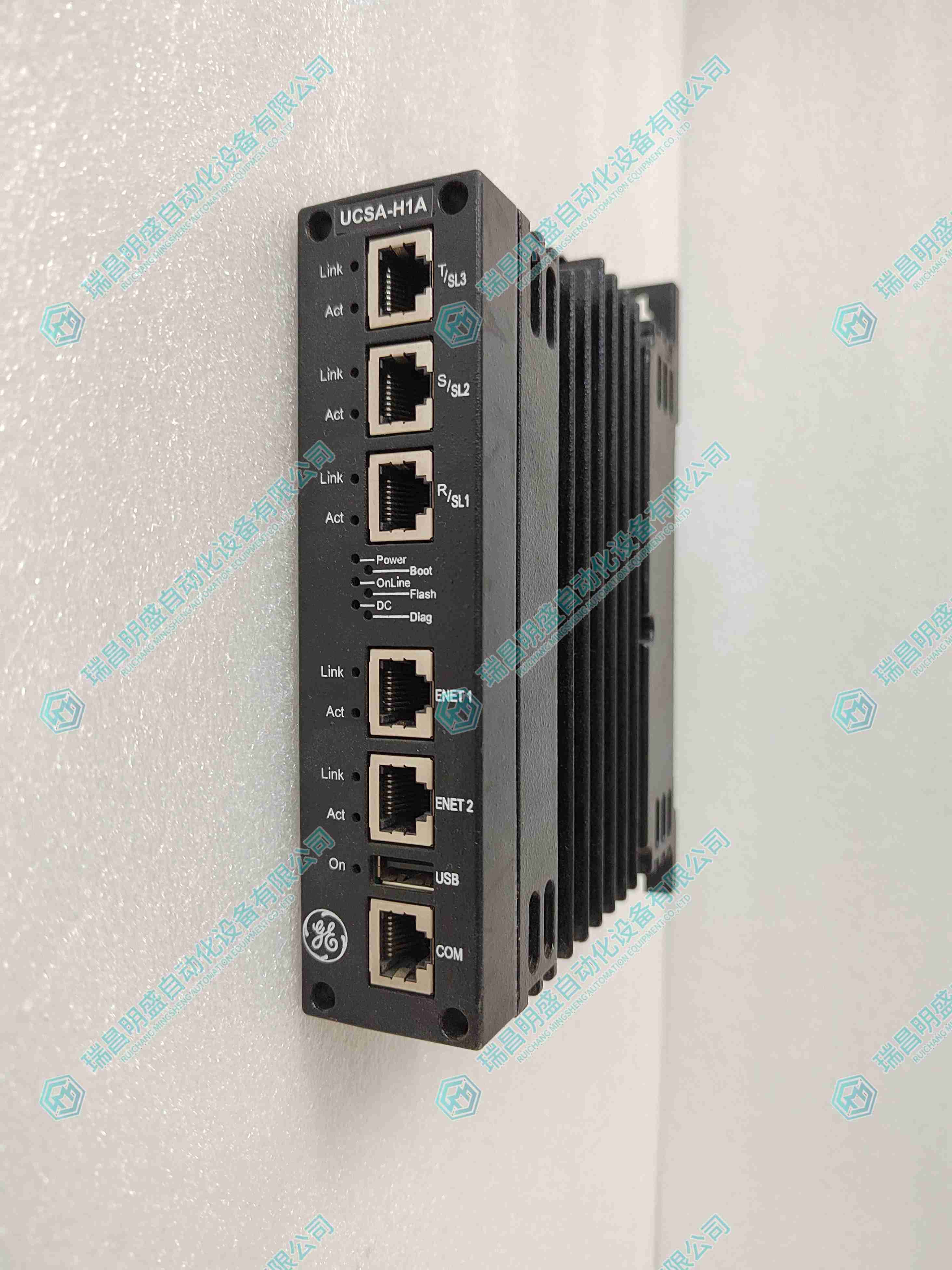 GE IS220UCSAH1AK 嵌入式控制器