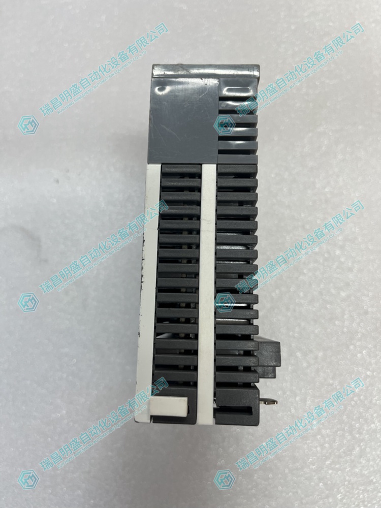 WOODHEAD DRL-DPM-BKF 安裝式插頭 