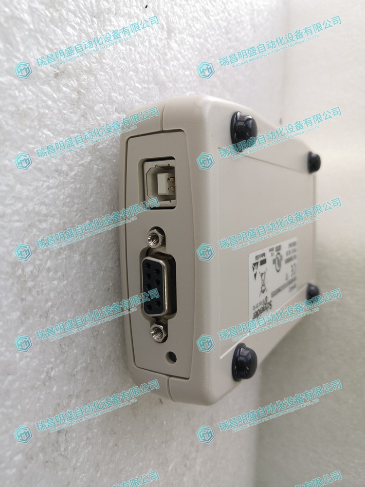 SCHNEIDER TSXCUSBMBP 通信適配器模塊