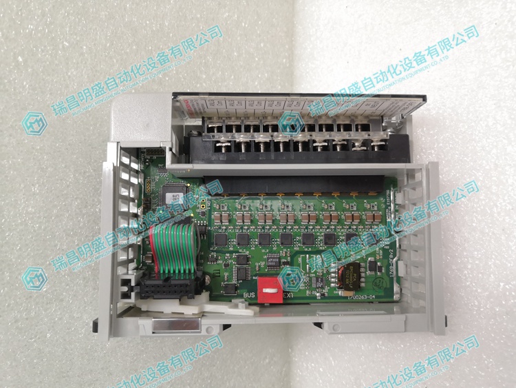 AB 1769-OF8C 模擬量輸出模塊