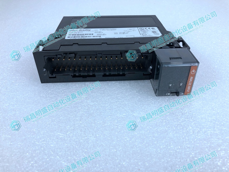 AB 1756-IF8 自動化控制器 