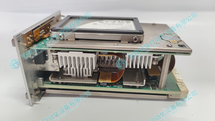 NI PXIe-8133 嵌入式控制器