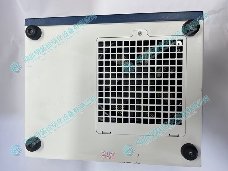 NI PXI-1031 機箱機架 