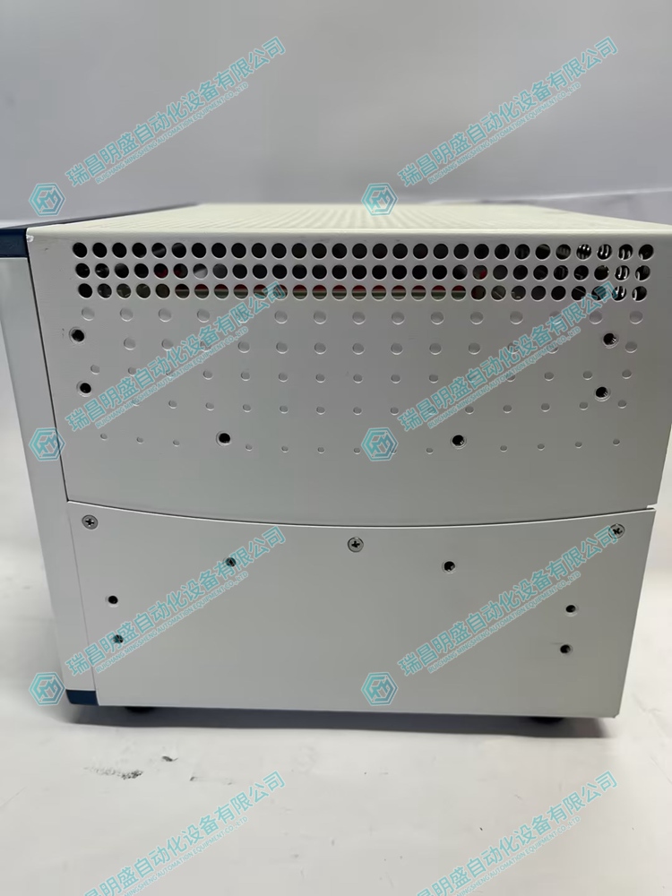 NI PXI-1031 機箱機架 