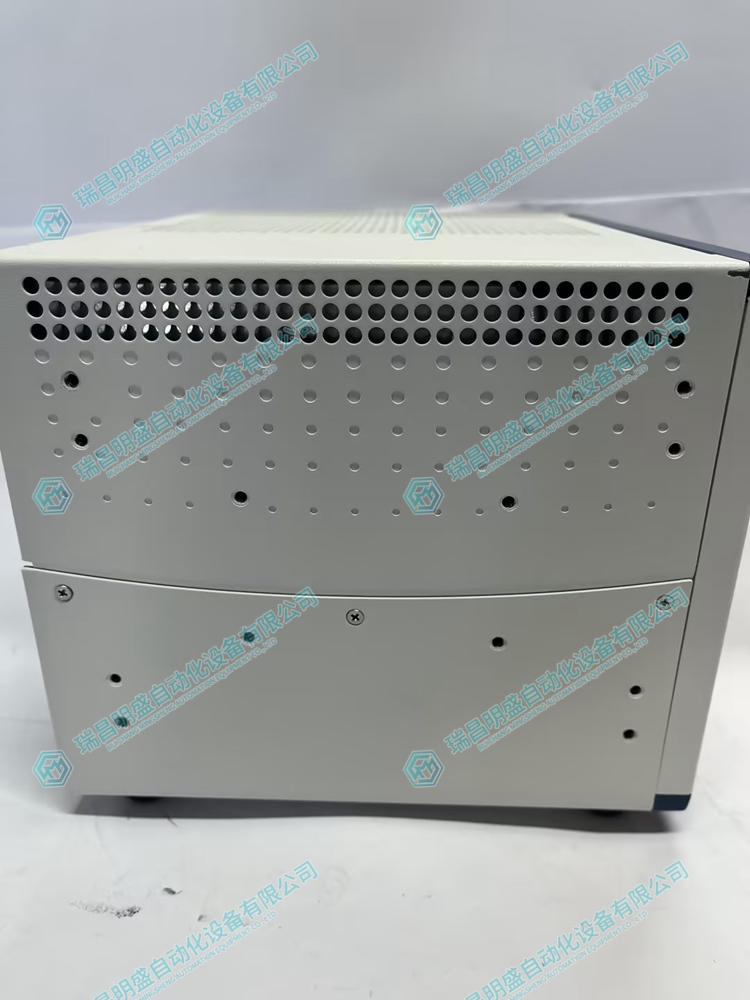 NI PXI-1031 機箱機架 