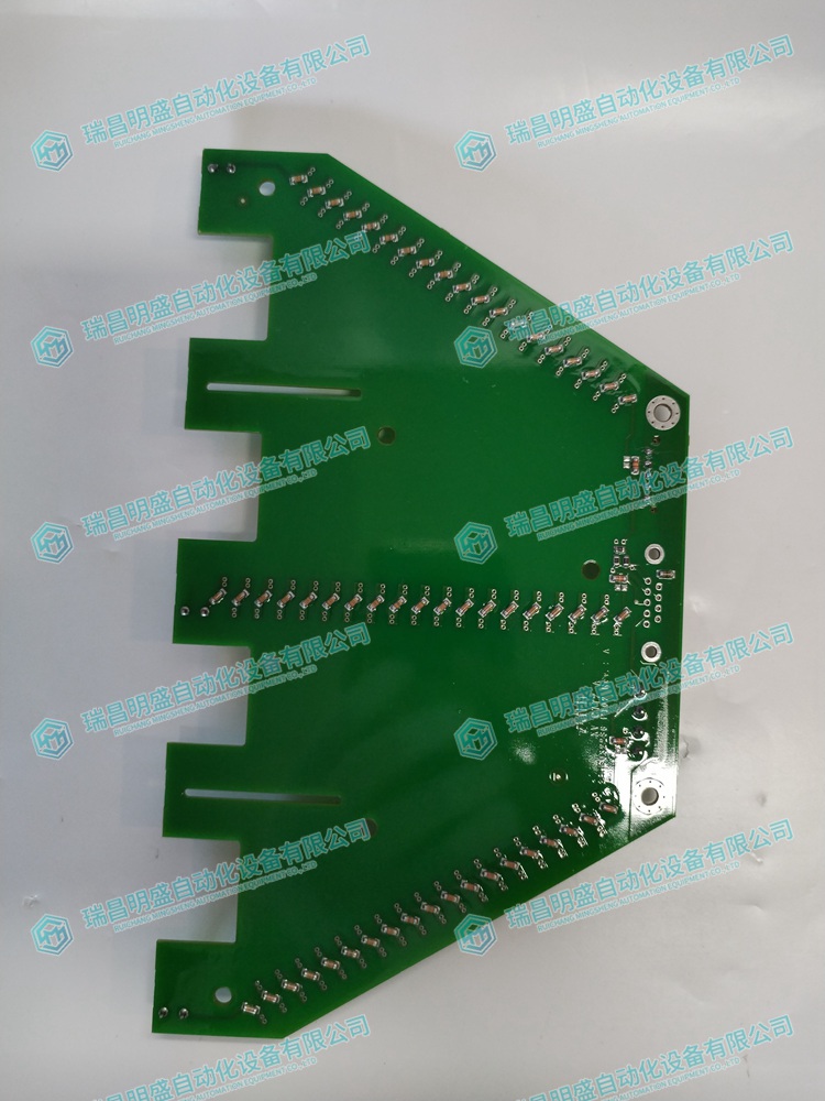 3BHE032285R0101 控制器模塊