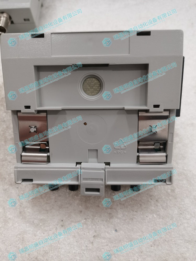 AB 1786-RPFM安全電源開關(guān)結(jié)合了安全功能和電源控制