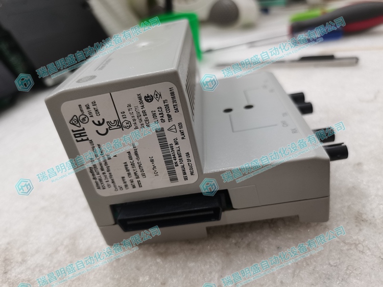 AB 1786-RPFM安全電源開關(guān)結(jié)合了安全功能和電源控制