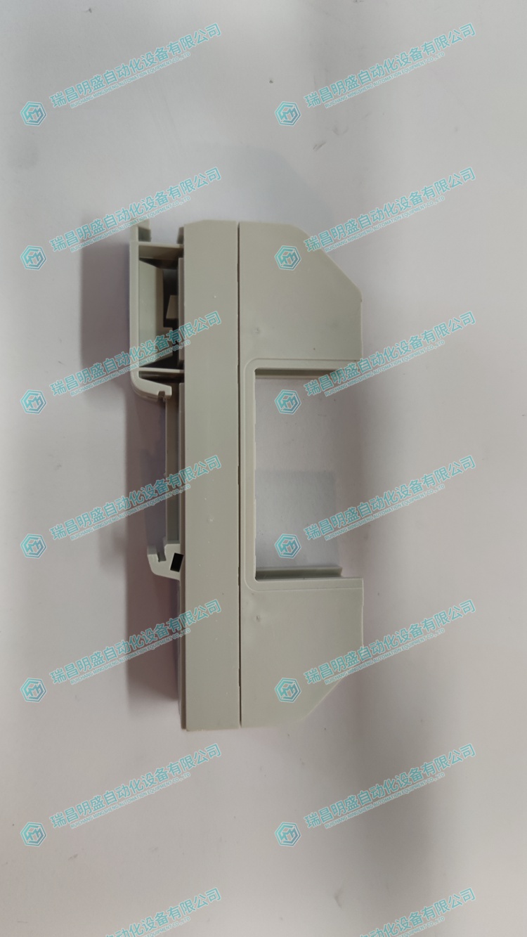 V17111-110 控制I/O接口模塊發(fā)送輸出信號以控制設(shè)備