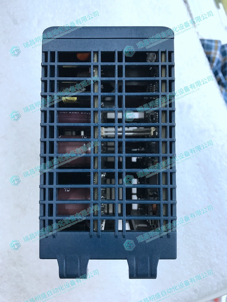 IC695PSA040工業(yè)電源模塊是一款電源供應系統(tǒng)