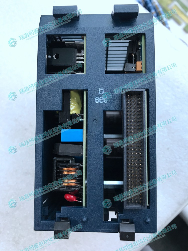 IC695PSA040工業(yè)電源模塊是一款電源供應系統(tǒng)