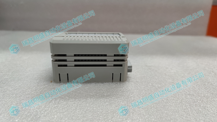 AO801模擬量通訊模塊 用于AC500CPU的本地?cái)U(kuò)展模塊