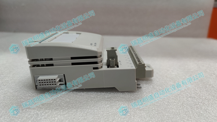 AO801模擬量通訊模塊 用于AC500CPU的本地?cái)U(kuò)展模塊