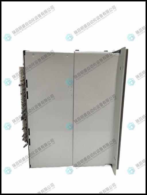 ABB REB670 1MRK002820-AC饋線保護裝置