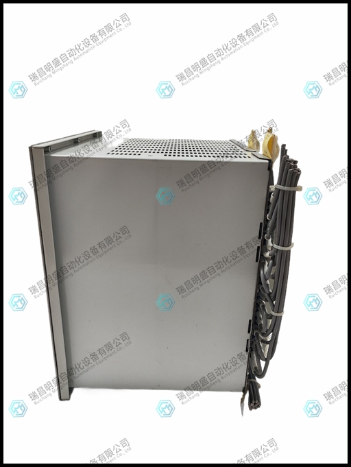 ABB饋線保護裝置REC670 1MRK002814-AB