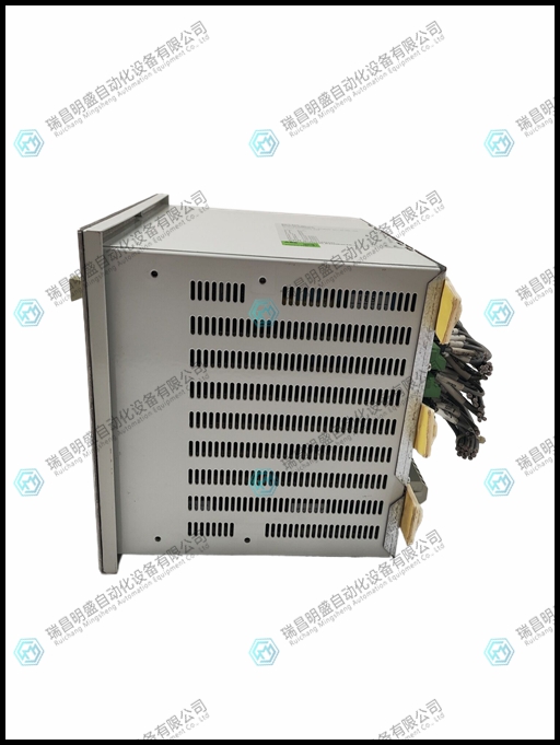 ABB饋線保護裝置REC670 1MRK002814-AB