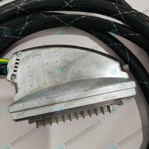 Rockwell TC-303-02-4M0光纖擴(kuò)展電纜