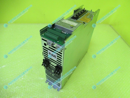 INDRAMAT TDM1.3-050-300-W1-000 驅(qū)動模塊