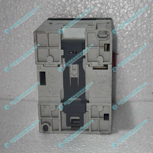 XC32L1-A2.0 擴展 I/O 模塊