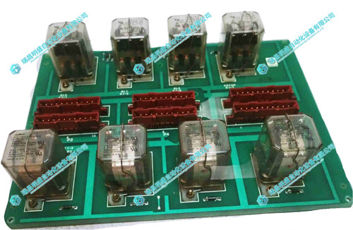 giddings_lewis_relay_circuit_board_501-03908-00_502-03112-00_126_2 (1).jpg